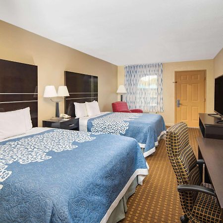 Days Inn By Wyndham Thomaston Exterior photo