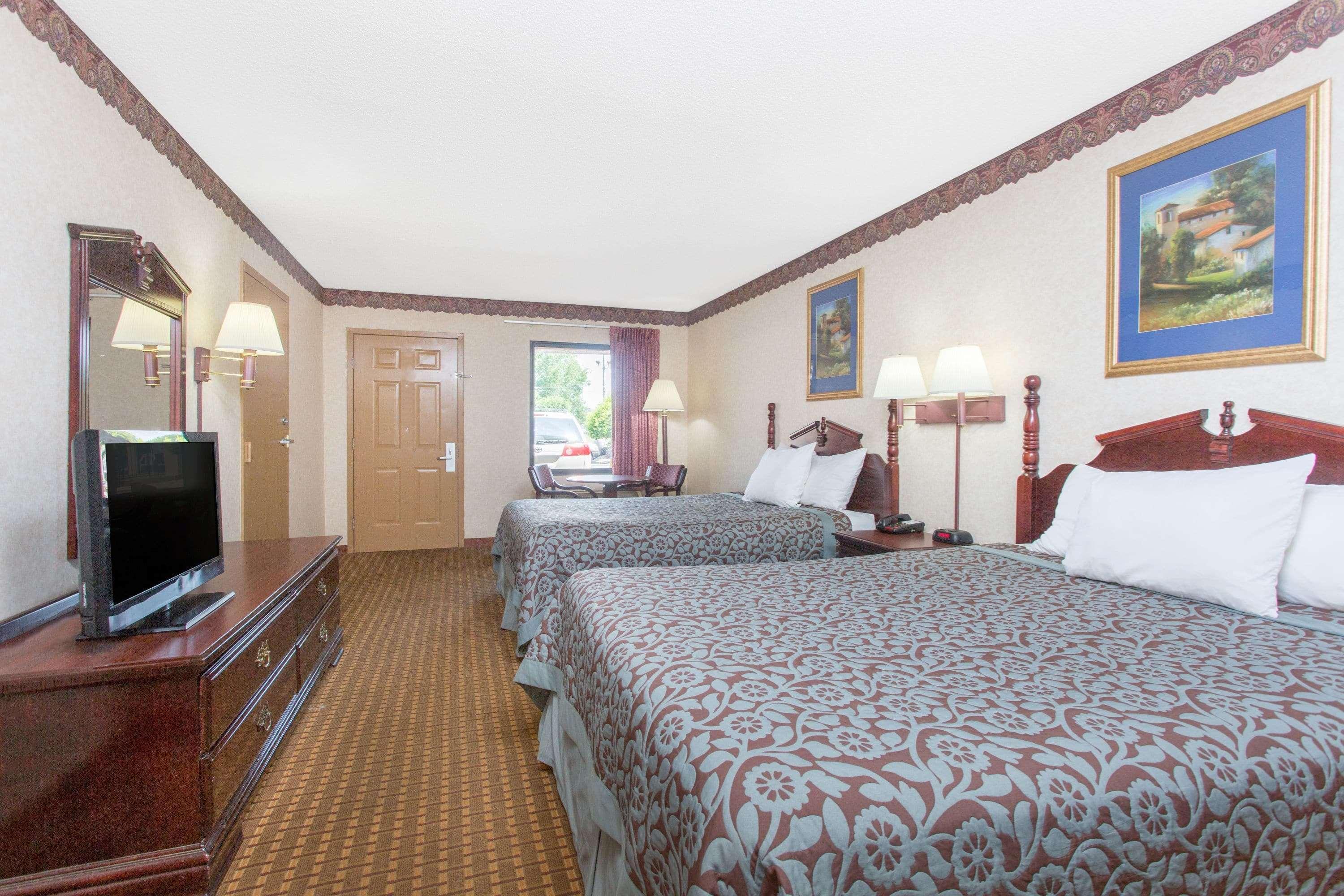 Days Inn By Wyndham Thomaston Exterior photo